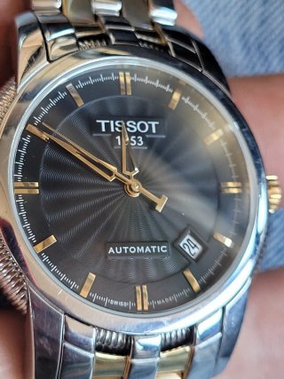 Tissot Automático Esfera gris y Dorada