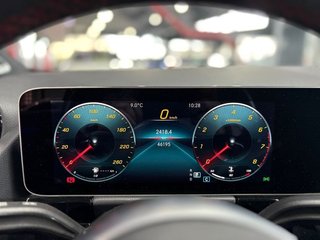 Mercedes GLA 200 AMG 7-G-DCT GRIS SELENITA