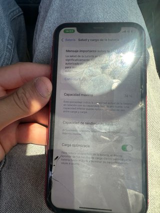 iPhone (PRODUCT)RED
