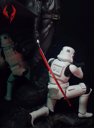 Figura Darth Vader Star Wars 20cm Resina