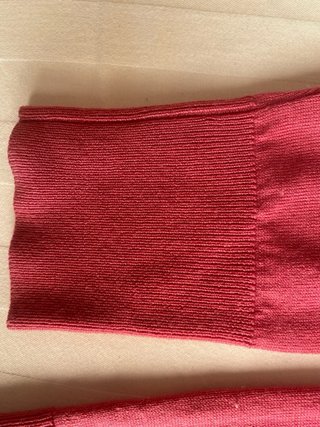 Jersey Uniqlo, cuello pico, talla S