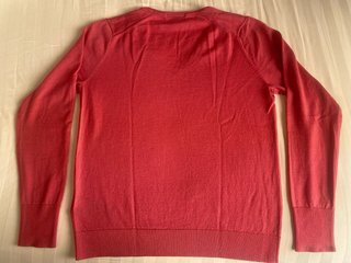 Jersey Uniqlo, cuello pico, talla S