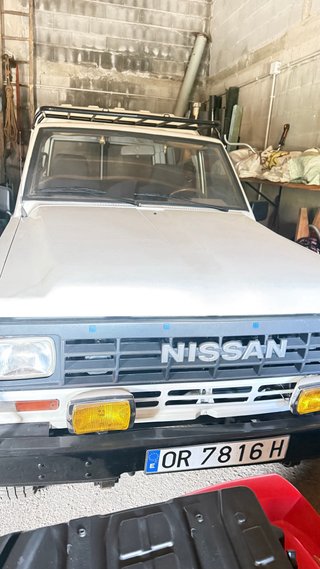 vendo todoterreno Nissan Patrol.