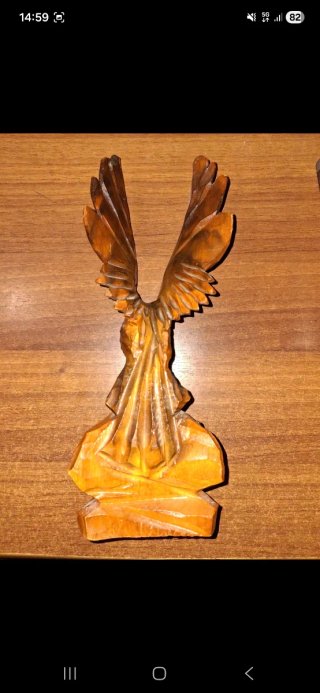Statua aquila in legno intagliato vintage