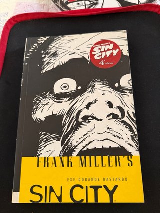 Lote Sin City, la obra maestra de Frank Miller.