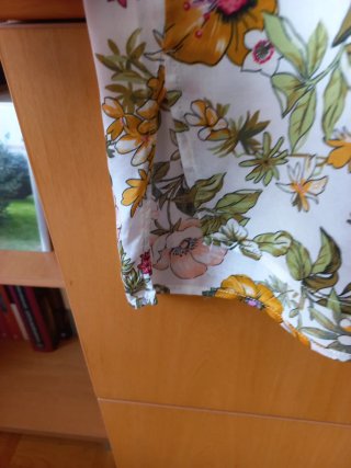 Blusa Zara manga corta floral