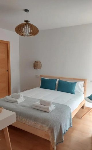 Cama Ikea 160x200 + Colchón