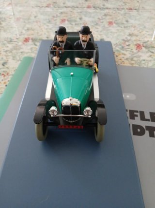 Coche Tintín 1/24 La 5 CV Trèfle Duponts