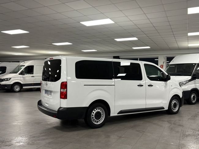 Opel Vivaro 2022, foto 3