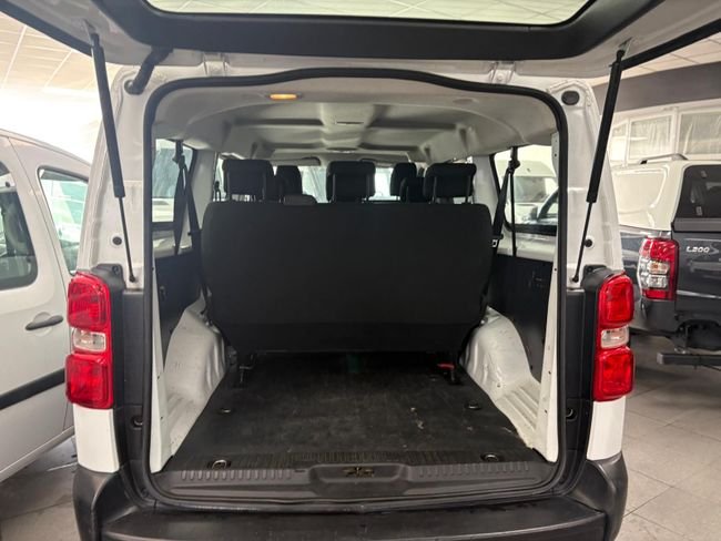 Opel Vivaro 2022, foto 8