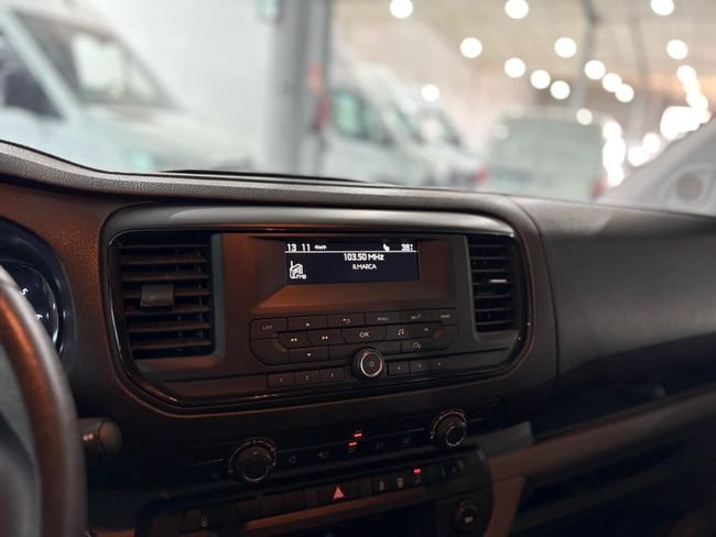 Opel Vivaro 2022, foto 30