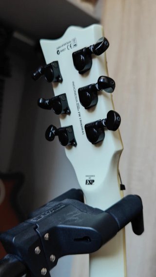 ESP LTD EC-401 Olympic White