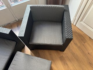 Conjunto de jardín con sofá