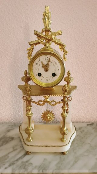 Reloj antiguo sobremesa