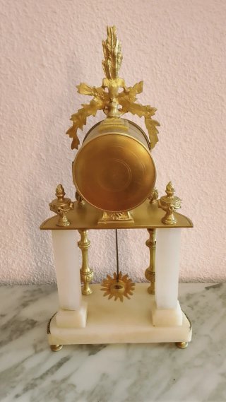 Reloj antiguo sobremesa