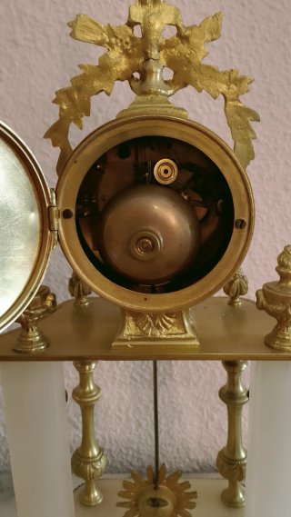 Reloj antiguo sobremesa