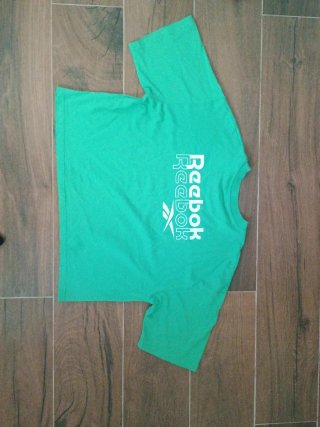 Camiseta Reebok verde mujer