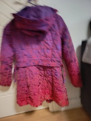 Abrigo Desigual niña morado y rojo