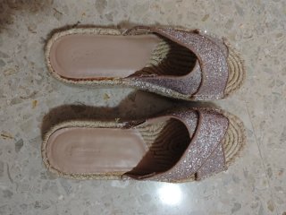 Pack Sandalias Stradivarius un par a estrenar.