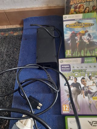 Xbox 360 + 22 Giochi e 2 controller