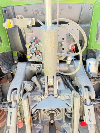 TRACTOR FENDT 716 VARIO 160 CV