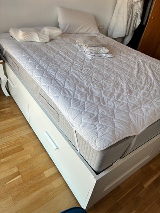 Cama Brimnes 160x200 con cajones y laminas Lönset