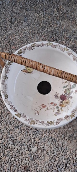 Cubo Cerámica Antiguo con Ángeles