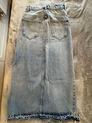 Falda larga vaquera  Pull & Bear