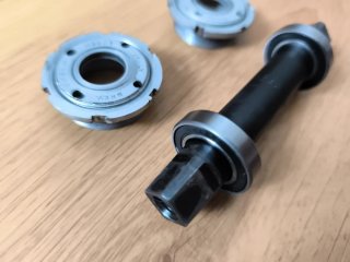Eje de Pedalier COBRA 113mm