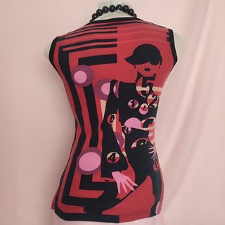 Top multicolor de Custo Barcelona. Talla S. Nuevo
