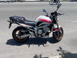 Yamaha FZ6 N 2007 – Cuidada – Etiqueta B