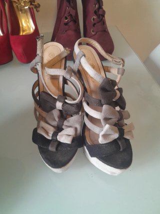 Lotto scarpe con tacco donna