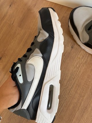 Zapatillas Nike Air Gris y Blanco Unisex