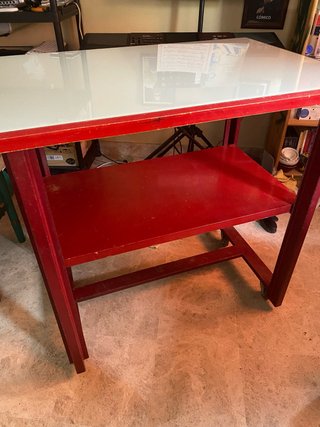 Mesa metal con ruedas