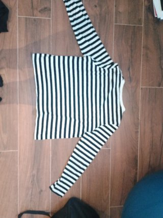 Camiseta H&M Rayas Negras y Blancas Mujer