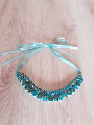 Collar de abalorios