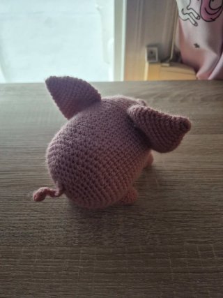Peluche ganchillo Live Pets con biberón