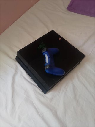 PS4 Fat Negra + Mando Azul