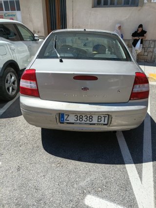 Coche kia