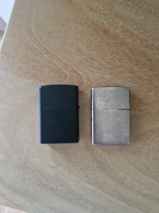 Set 2 accendini Zippo Diabolik