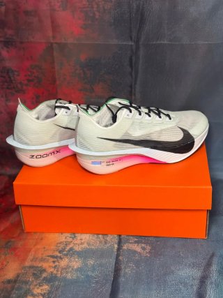 Nike ZoomX Vaporfly NEXT% 4 Scarpe da Corsa