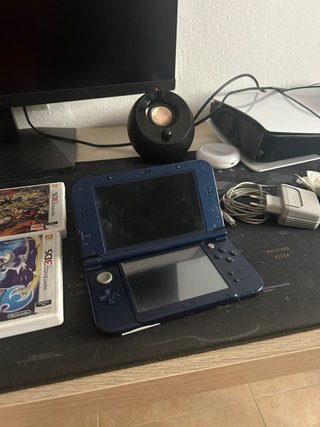 Nintendo 3DS XL Negra + 4 Juegos
