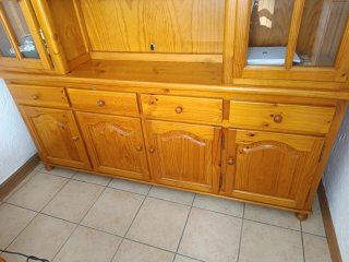 Alacena de madera maciza