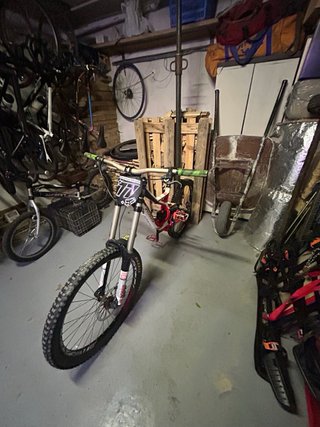 Specialized Demo 8