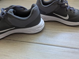 Nike Revolution 6 Gris Talla 40