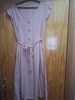 Vestido rosa con topitos