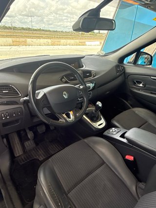 Renault Grand Scenic 2014