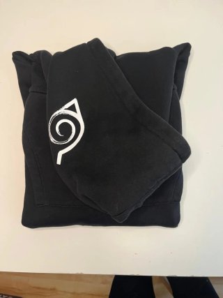 Sudadera Naruto con capucha negra y naranja