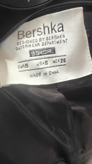 Abrigo Beige y Negro