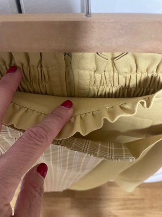 Falda larga elegante beige y amarilla